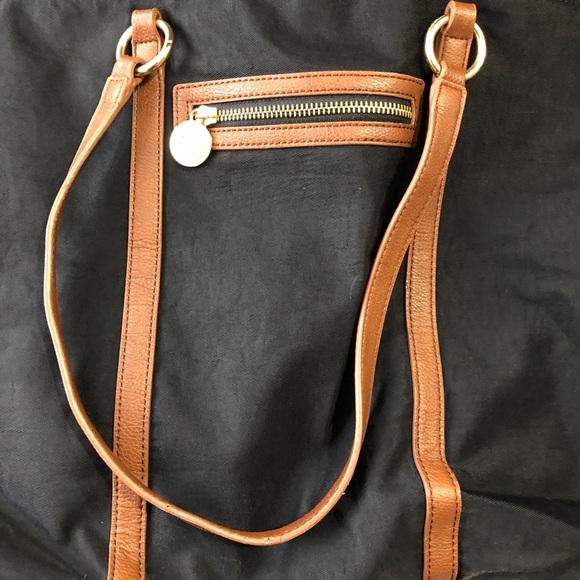 Banana  republic black travel/shopping/hobo bag - Picture 5 of 6